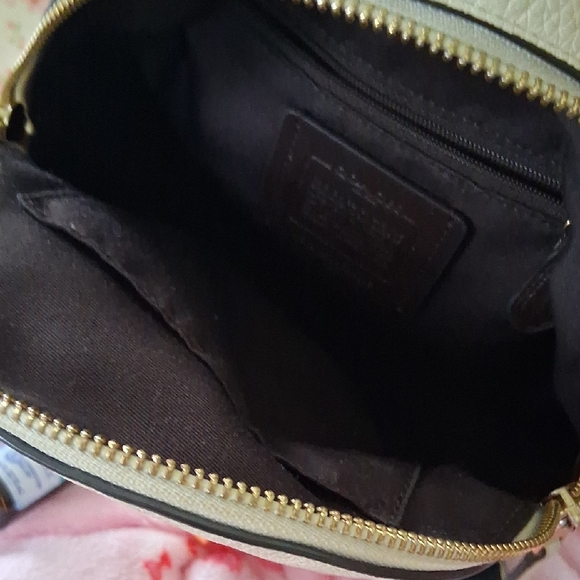 Coach Off-White Backpack with Black Straps - Picture 5 of 10